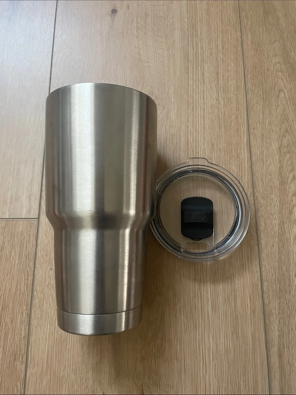 Yeti 30 oz Silver Stainless Steel Travel Tumbler with Clear Lid